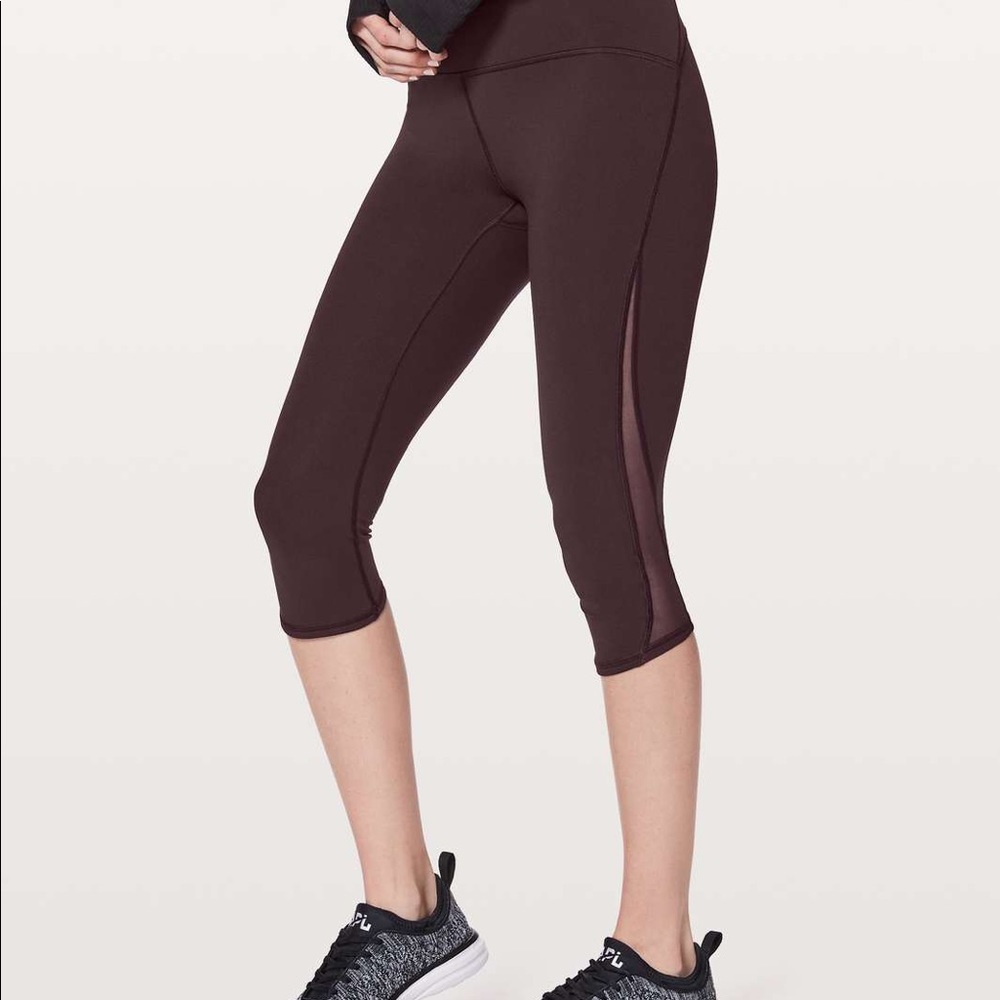 Lululemon train times mesh crop
